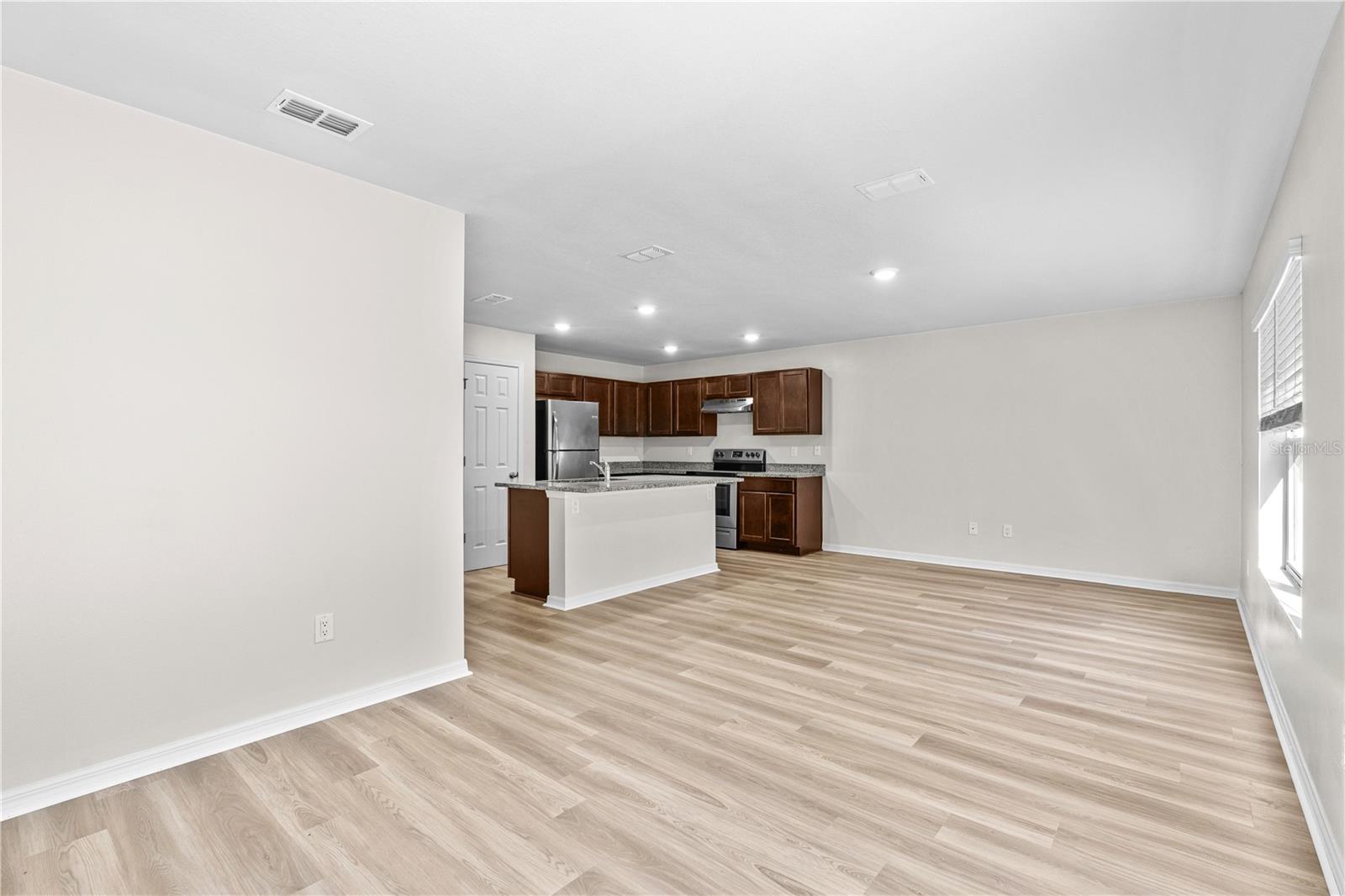 2 UNION CT, PALM COAST, FL, 32164