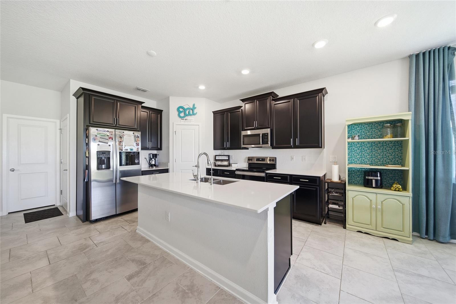 13 WHITE HORSE WAY, GROVELAND, FL, 34736