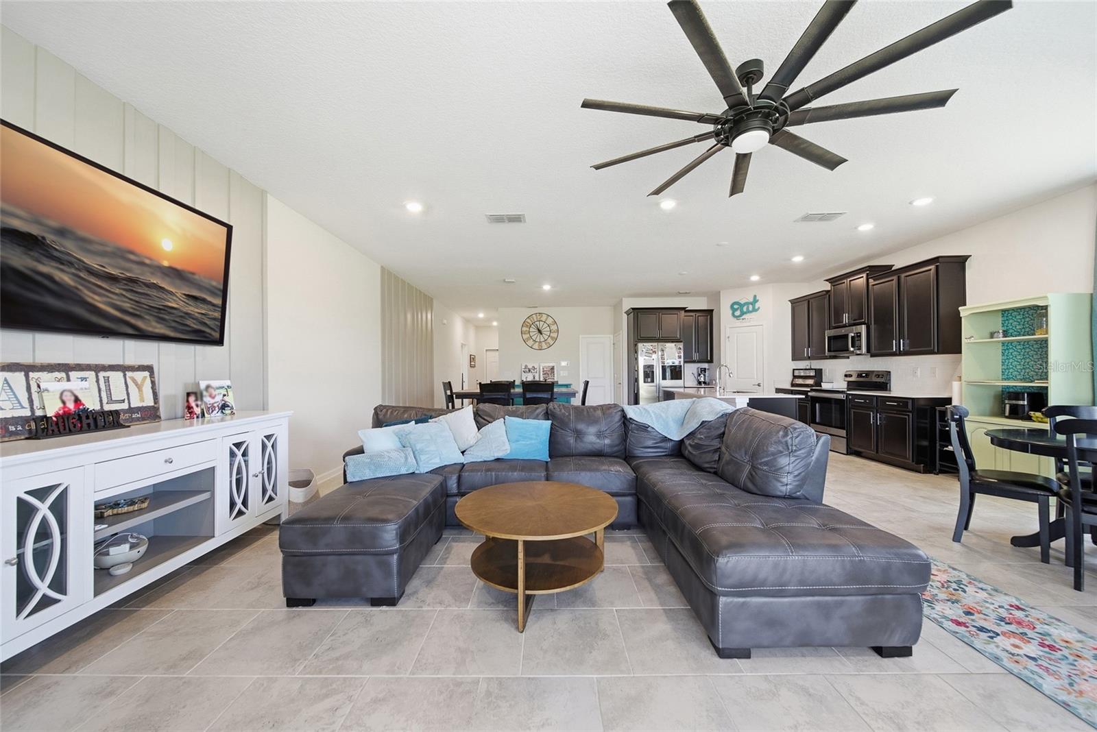 13 WHITE HORSE WAY, GROVELAND, FL, 34736