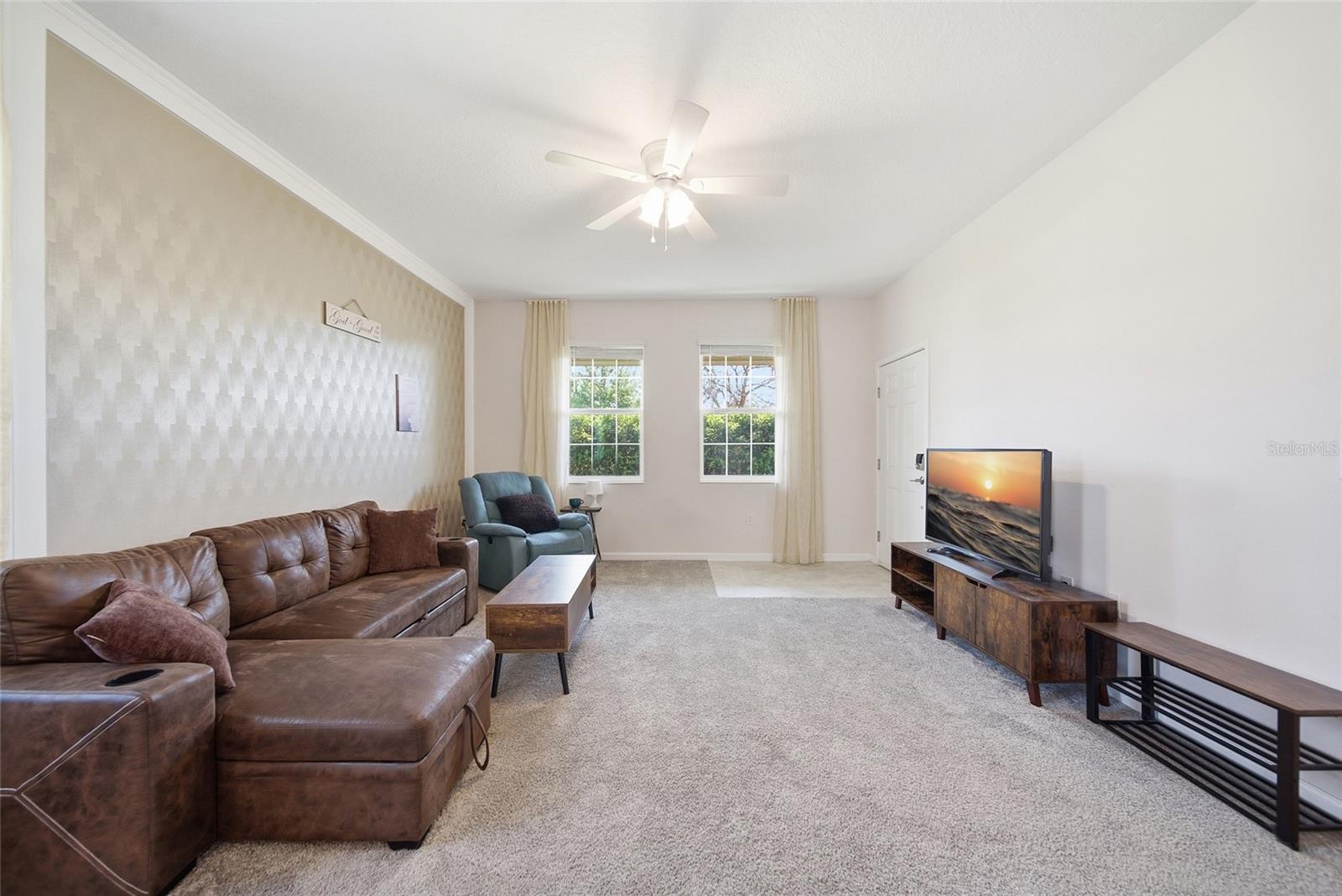 13 WHITE HORSE WAY, GROVELAND, FL, 34736