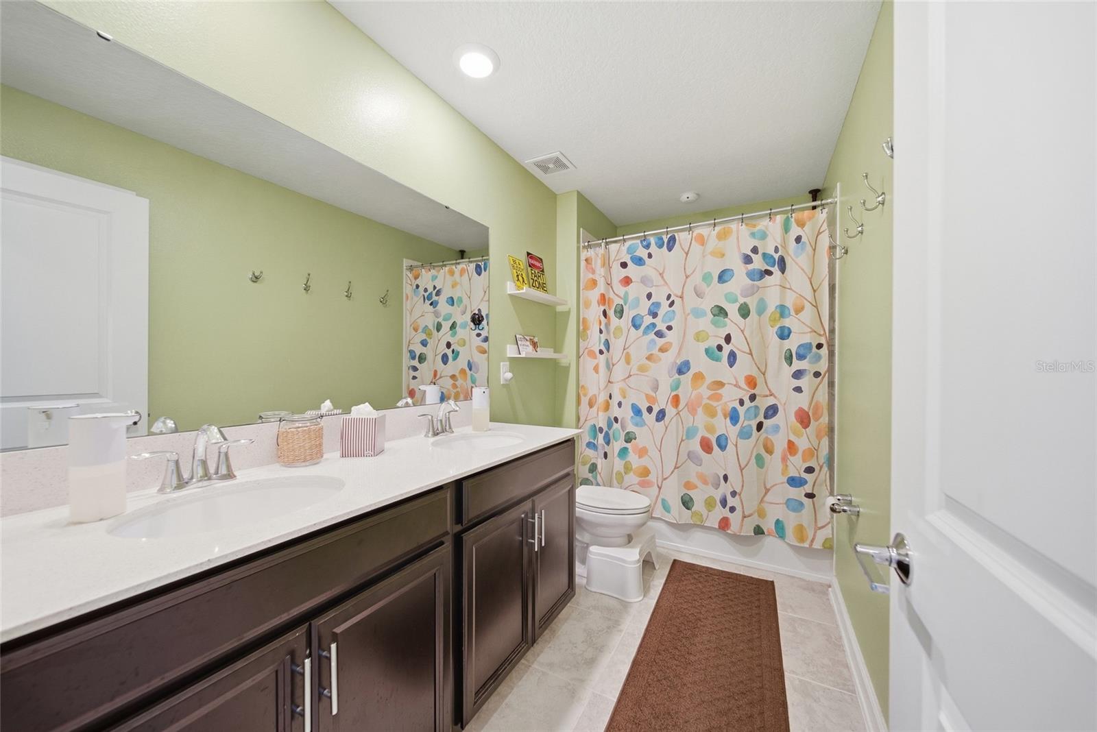 13 WHITE HORSE WAY, GROVELAND, FL, 34736
