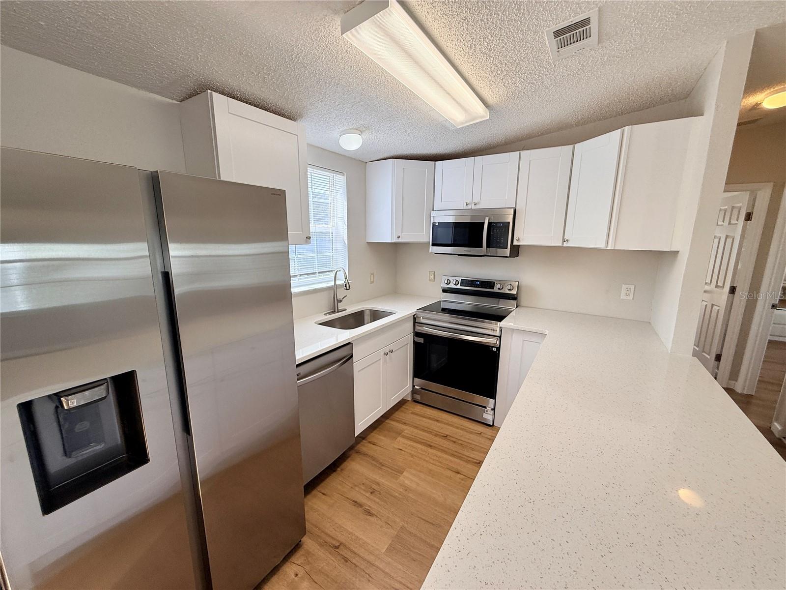 3019 SUNNY HARBOR DR, PUNTA GORDA, FL, 33982