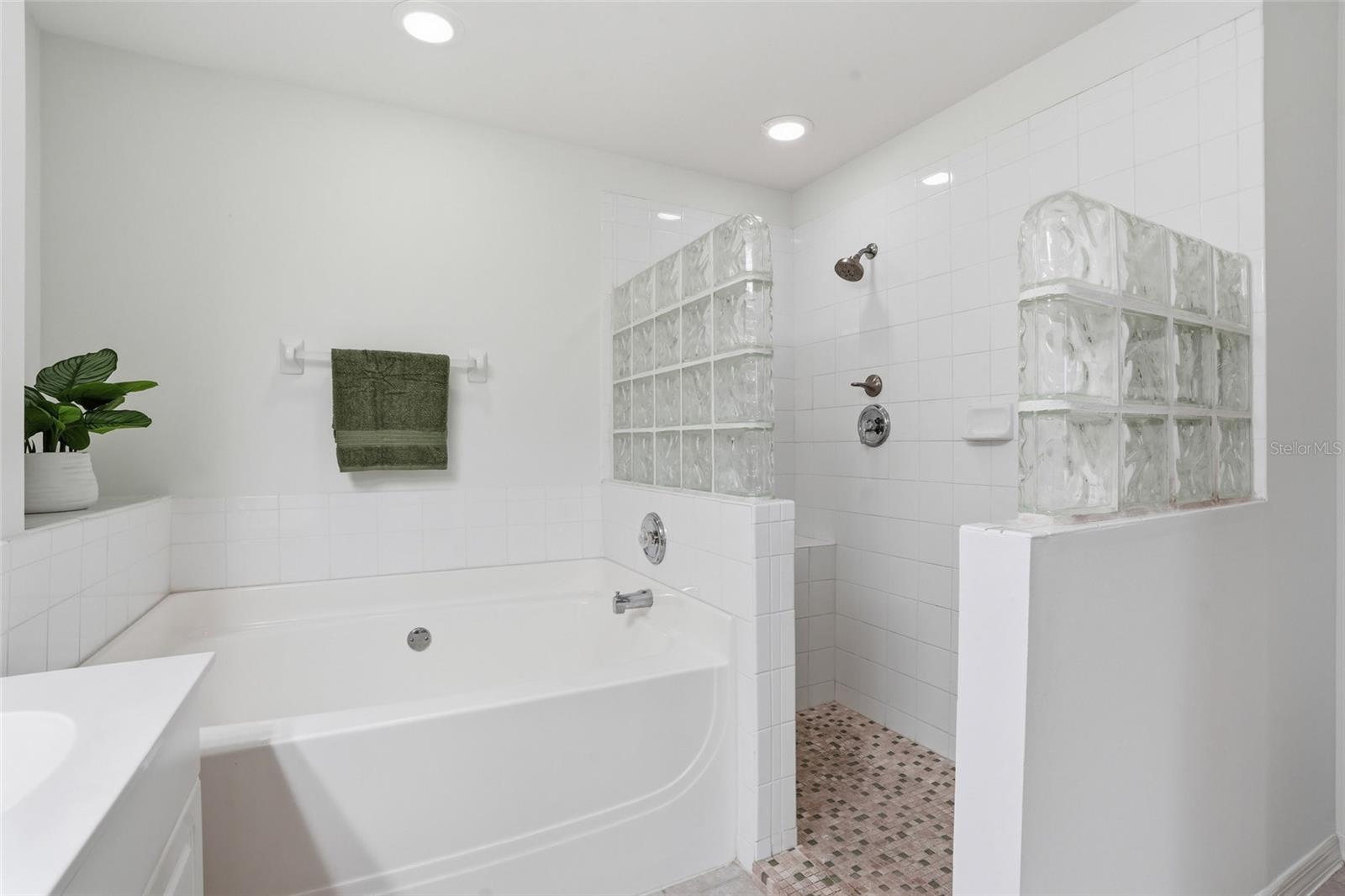 15153 OXFORD CV #2303, FORT MYERS, FL, 33919
