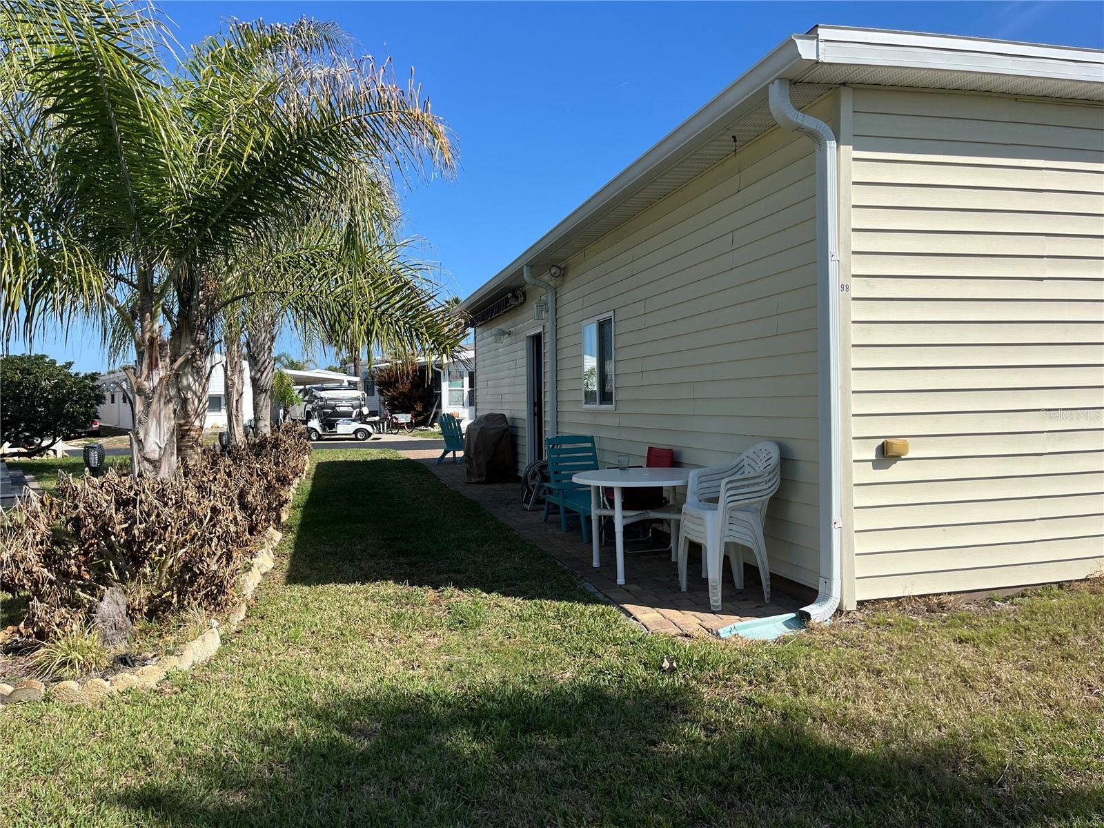 98 MERRIMAC DR, FLAGLER BEACH, FL, 32136