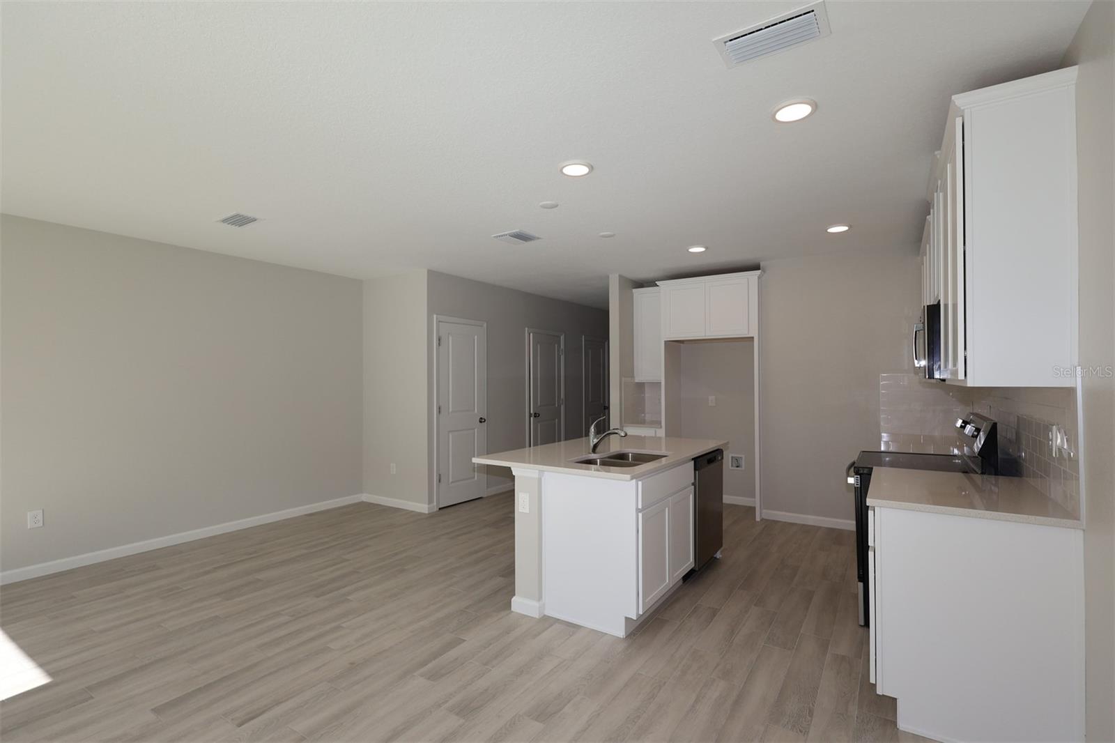 4128 CAMPSITE LOOP, ORLANDO, FL, 32824