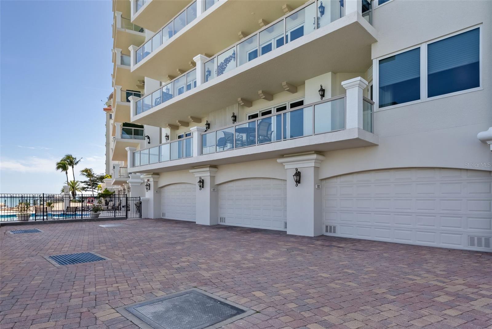 464 GOLDEN GATE PT #703, SARASOTA, FL, 34236