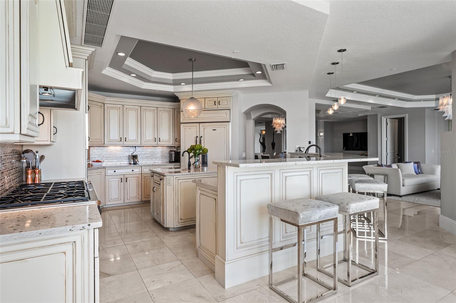 464 GOLDEN GATE PT #703, SARASOTA, FL, 34236
