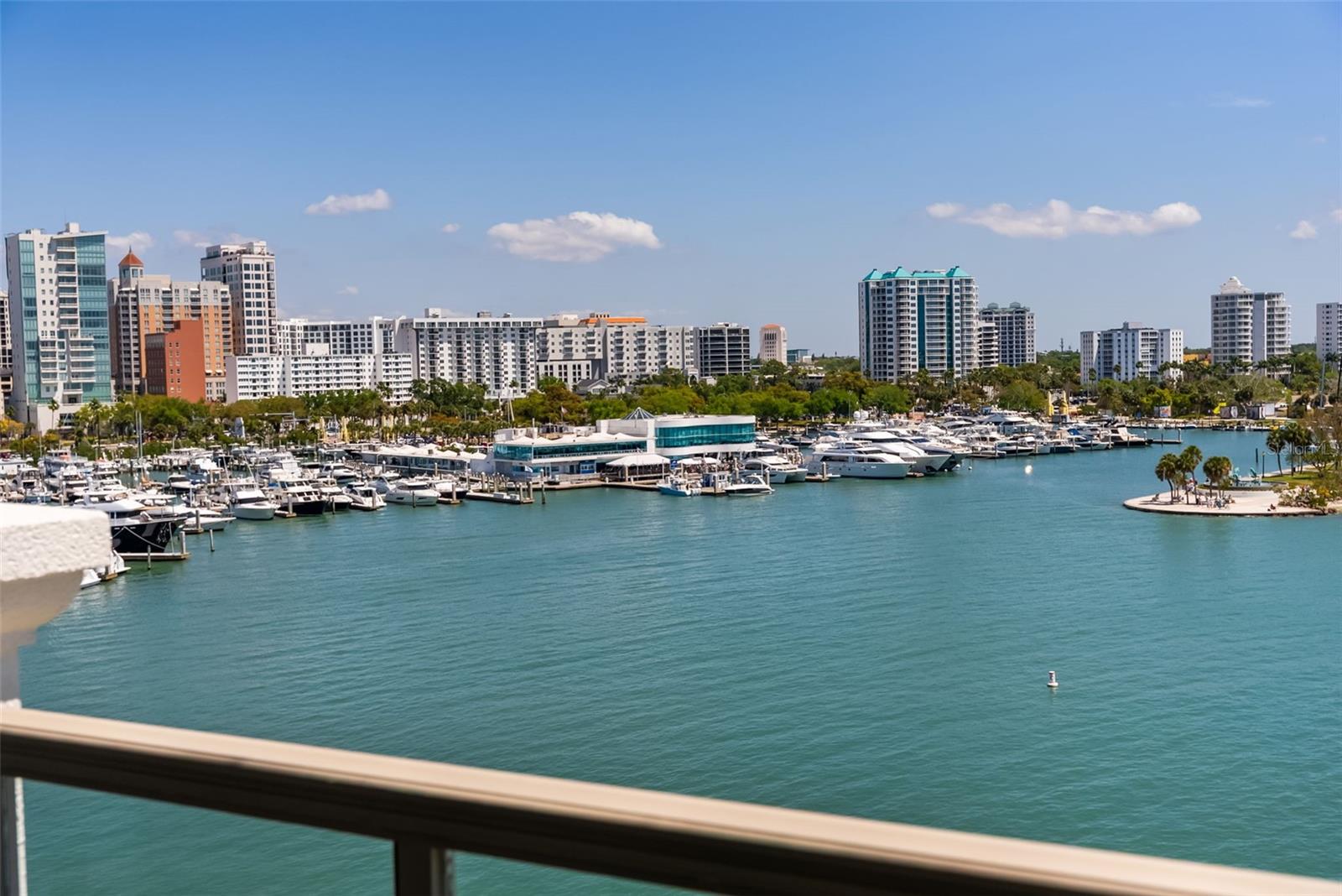 464 GOLDEN GATE PT #703, SARASOTA, FL, 34236