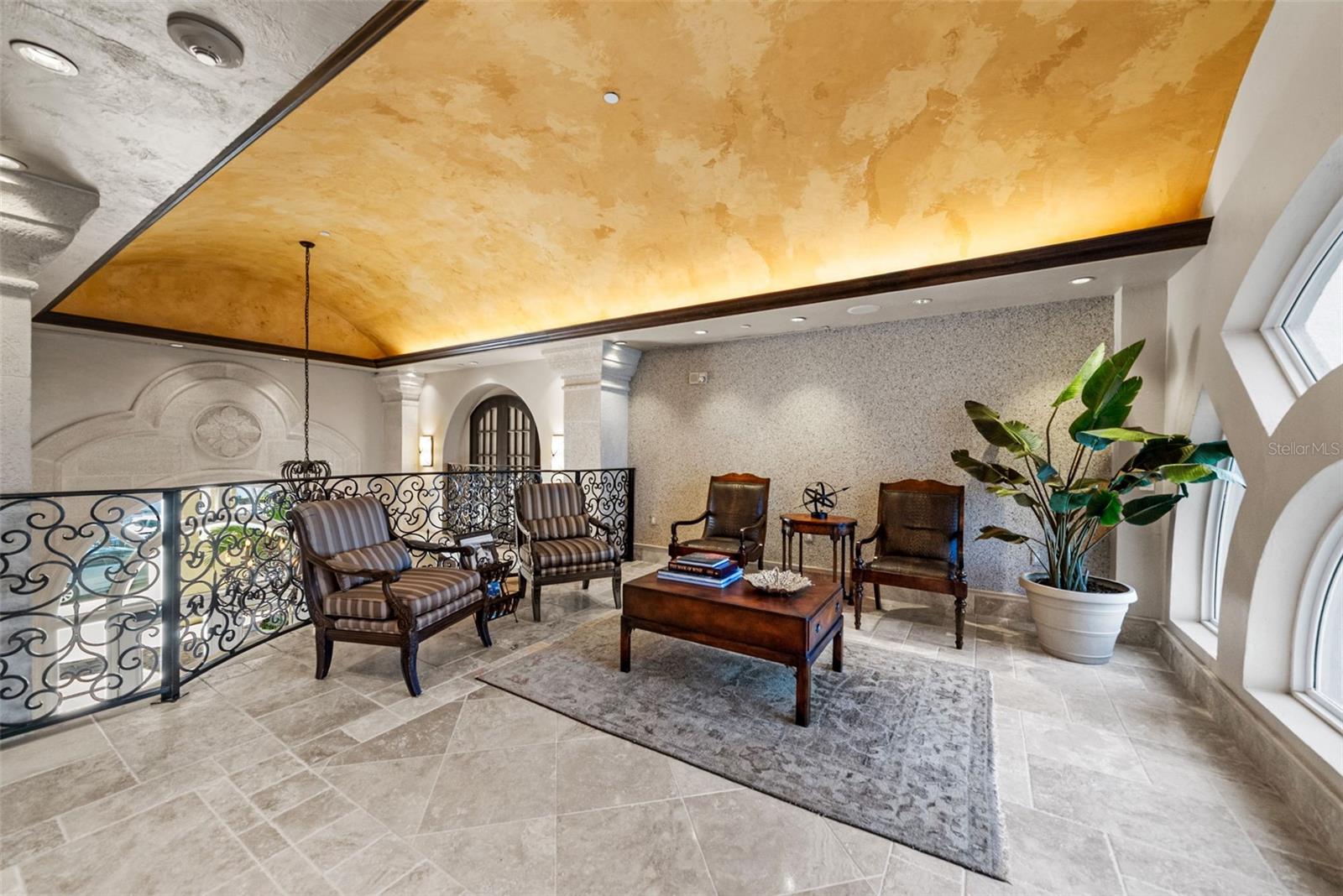 464 GOLDEN GATE PT #703, SARASOTA, FL, 34236