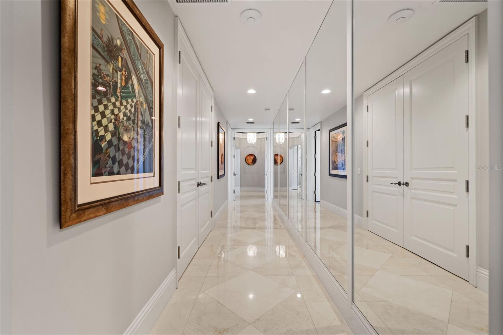 464 GOLDEN GATE PT #703, SARASOTA, FL, 34236