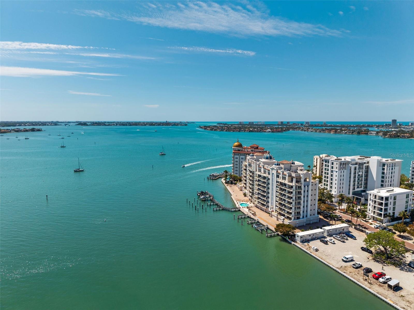 464 GOLDEN GATE PT #703, SARASOTA, FL, 34236