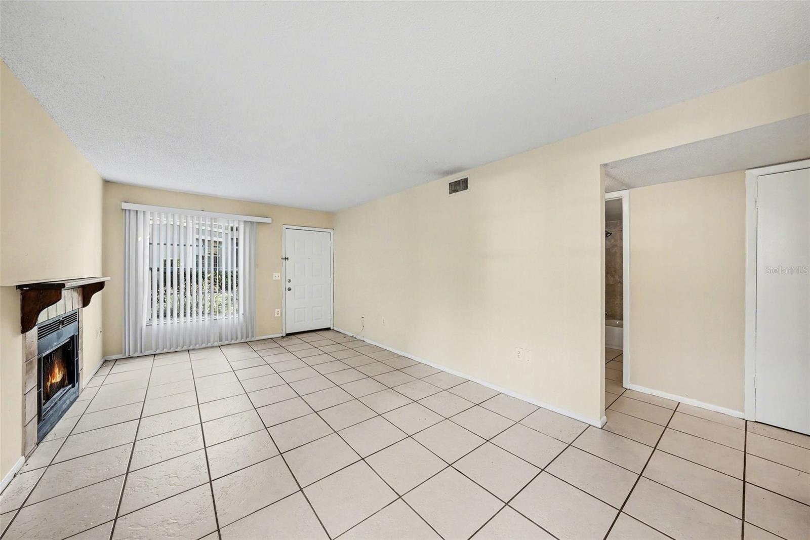 14319 HANGING MOSS CIR #101, TAMPA, FL, 33613
