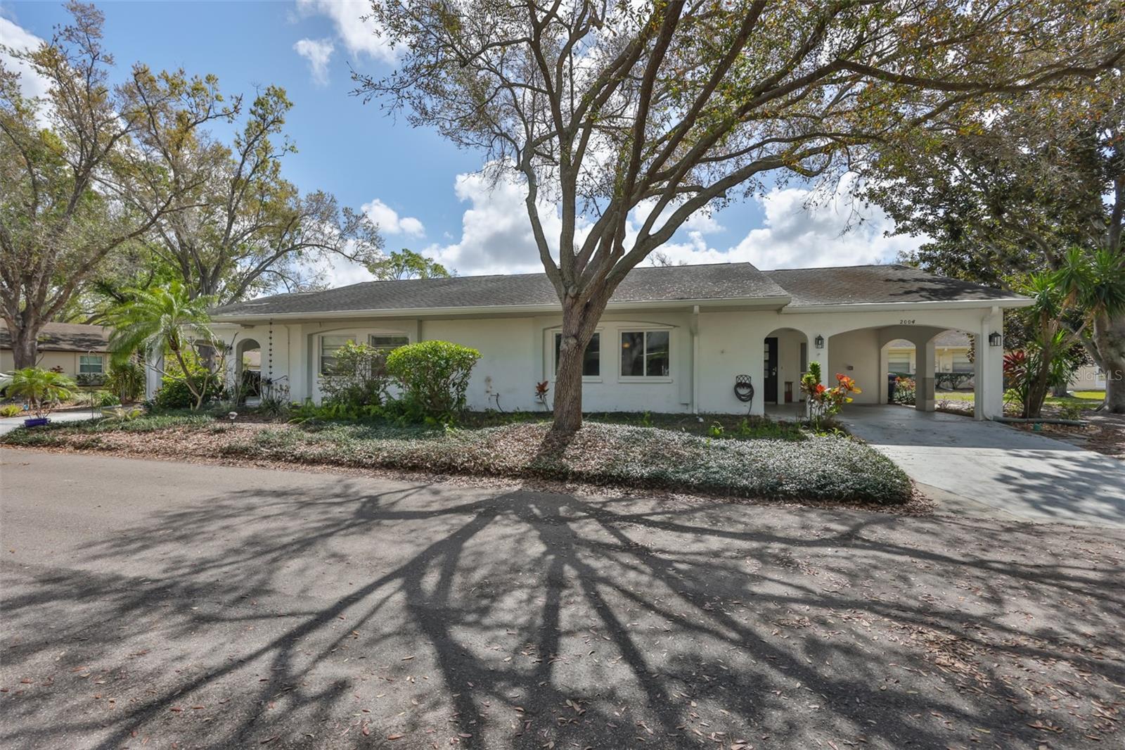 2004 HALIDOM WAY, SUN CITY CENTER, FL, 33573