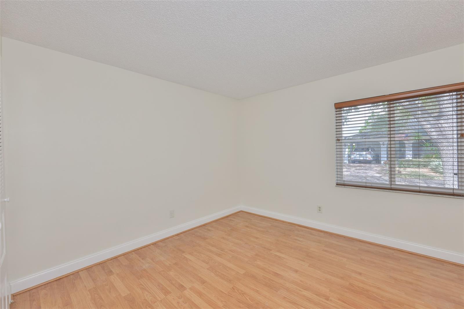 2004 HALIDOM WAY, SUN CITY CENTER, FL, 33573