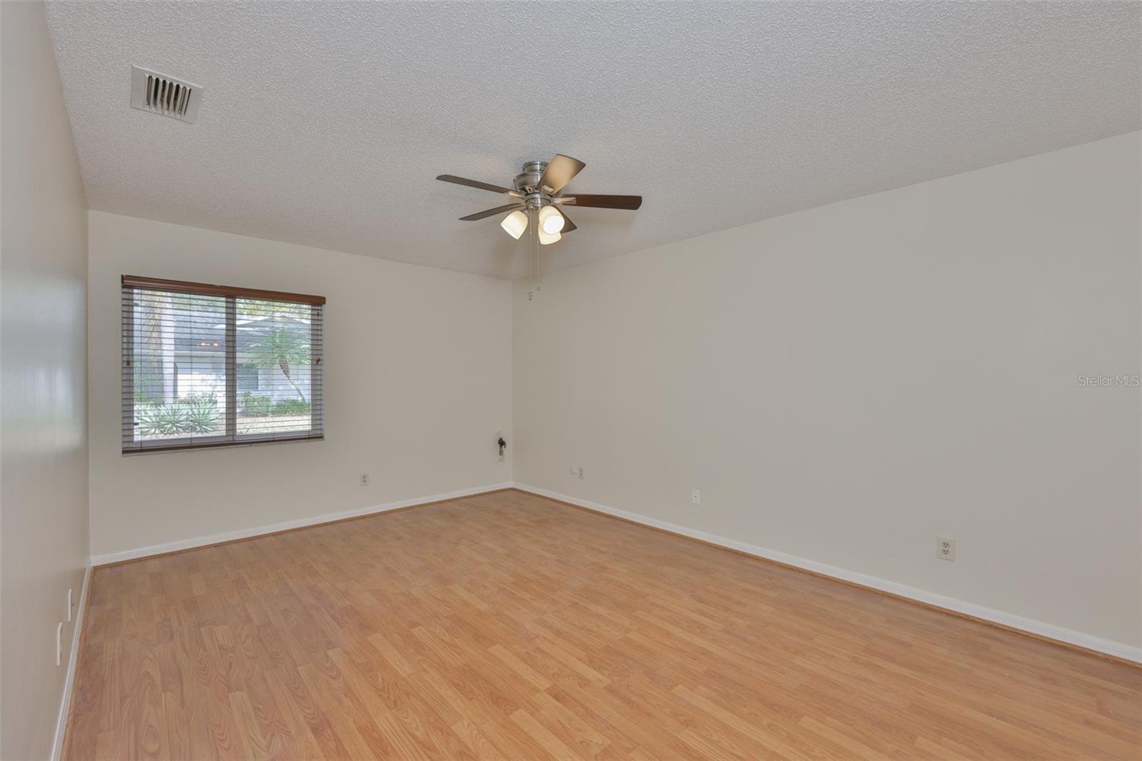 2004 HALIDOM WAY, SUN CITY CENTER, FL, 33573