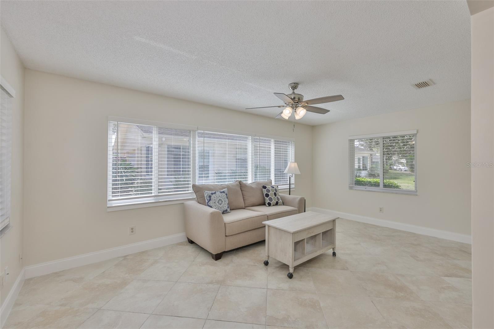2004 HALIDOM WAY, SUN CITY CENTER, FL, 33573