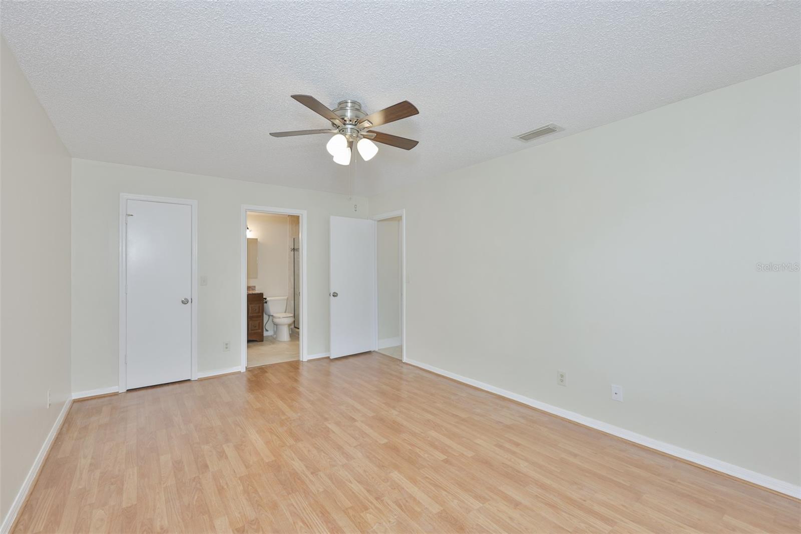 2004 HALIDOM WAY, SUN CITY CENTER, FL, 33573