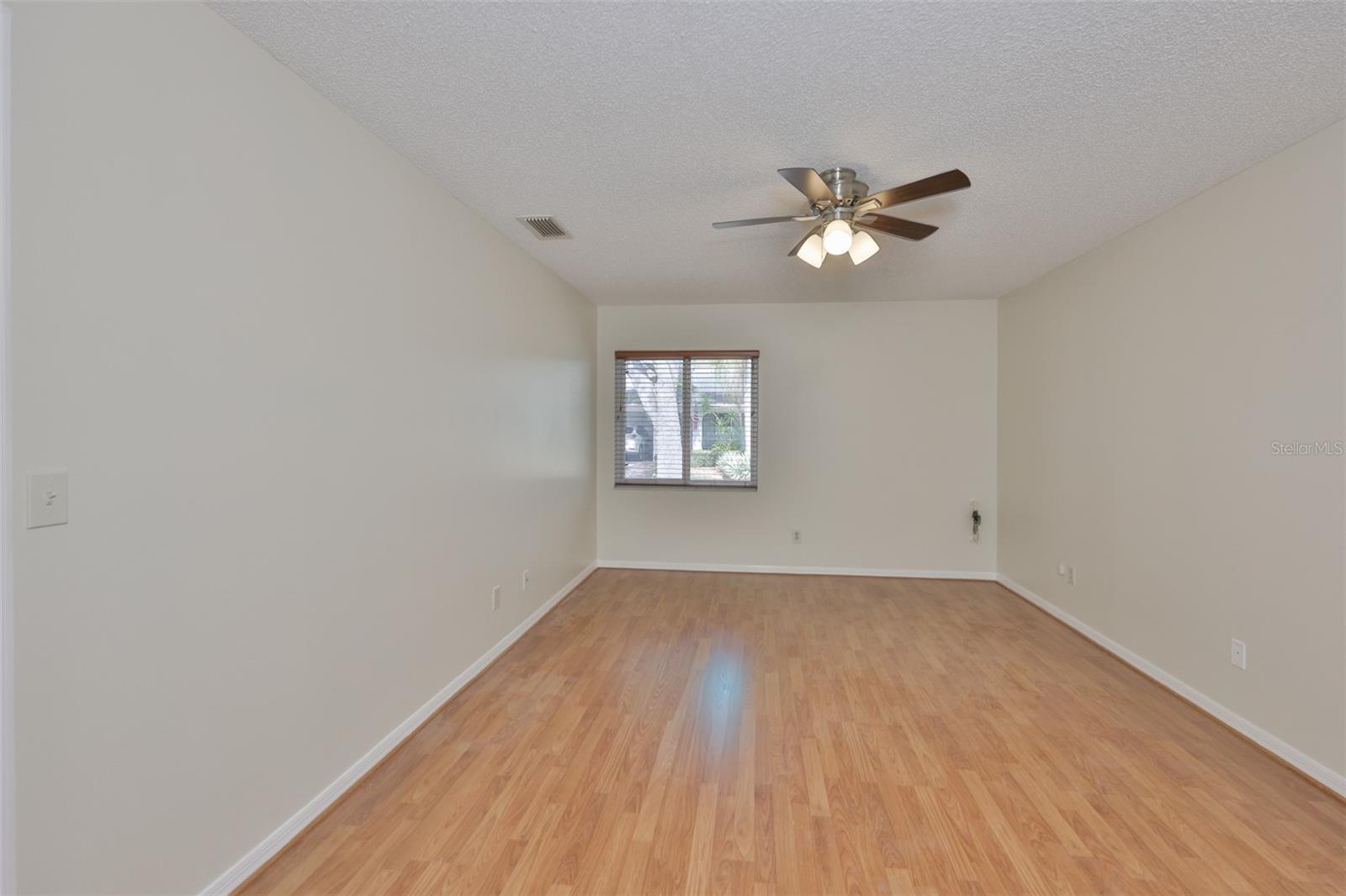 2004 HALIDOM WAY, SUN CITY CENTER, FL, 33573