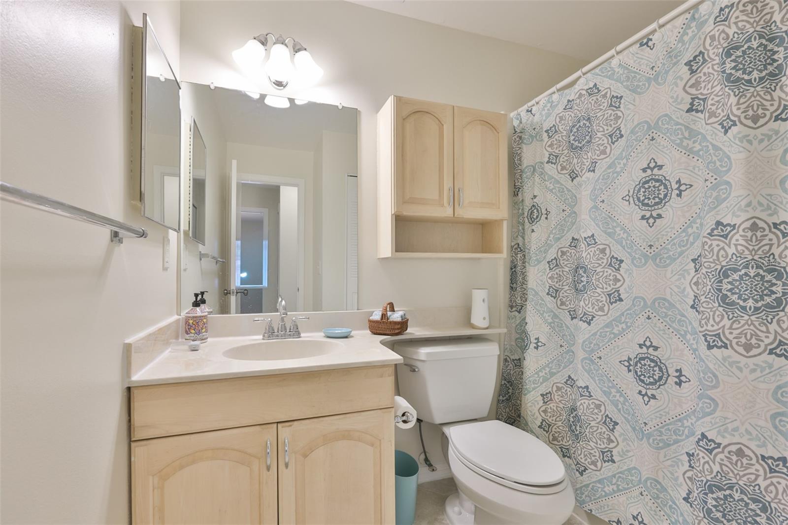 2004 HALIDOM WAY, SUN CITY CENTER, FL, 33573