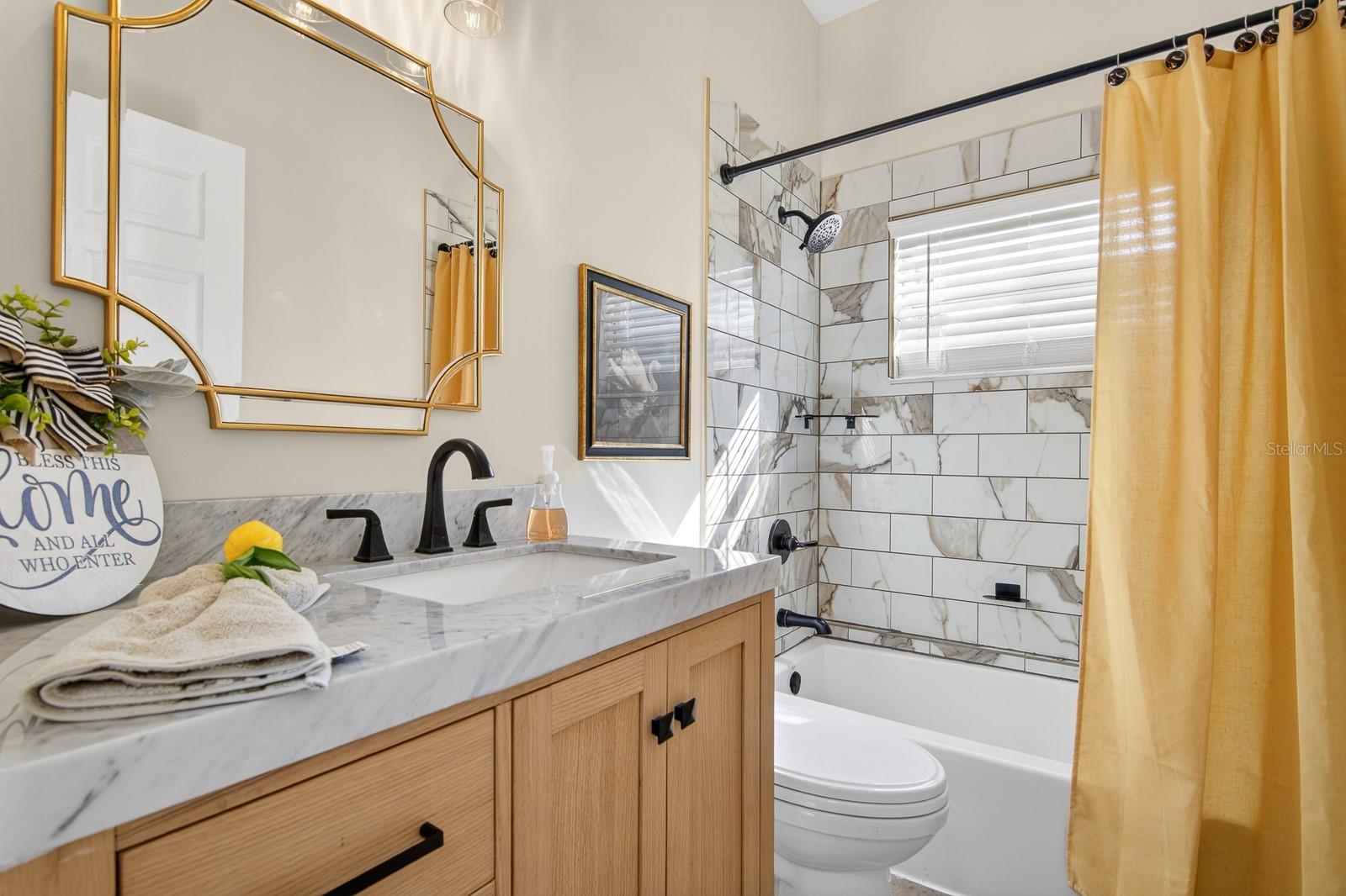6002 MARTINGLADE PL, LITHIA, FL, 33547