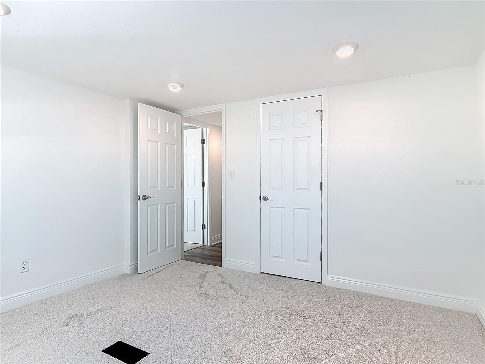 31700 ORANGE ST, SORRENTO, FL, 32776