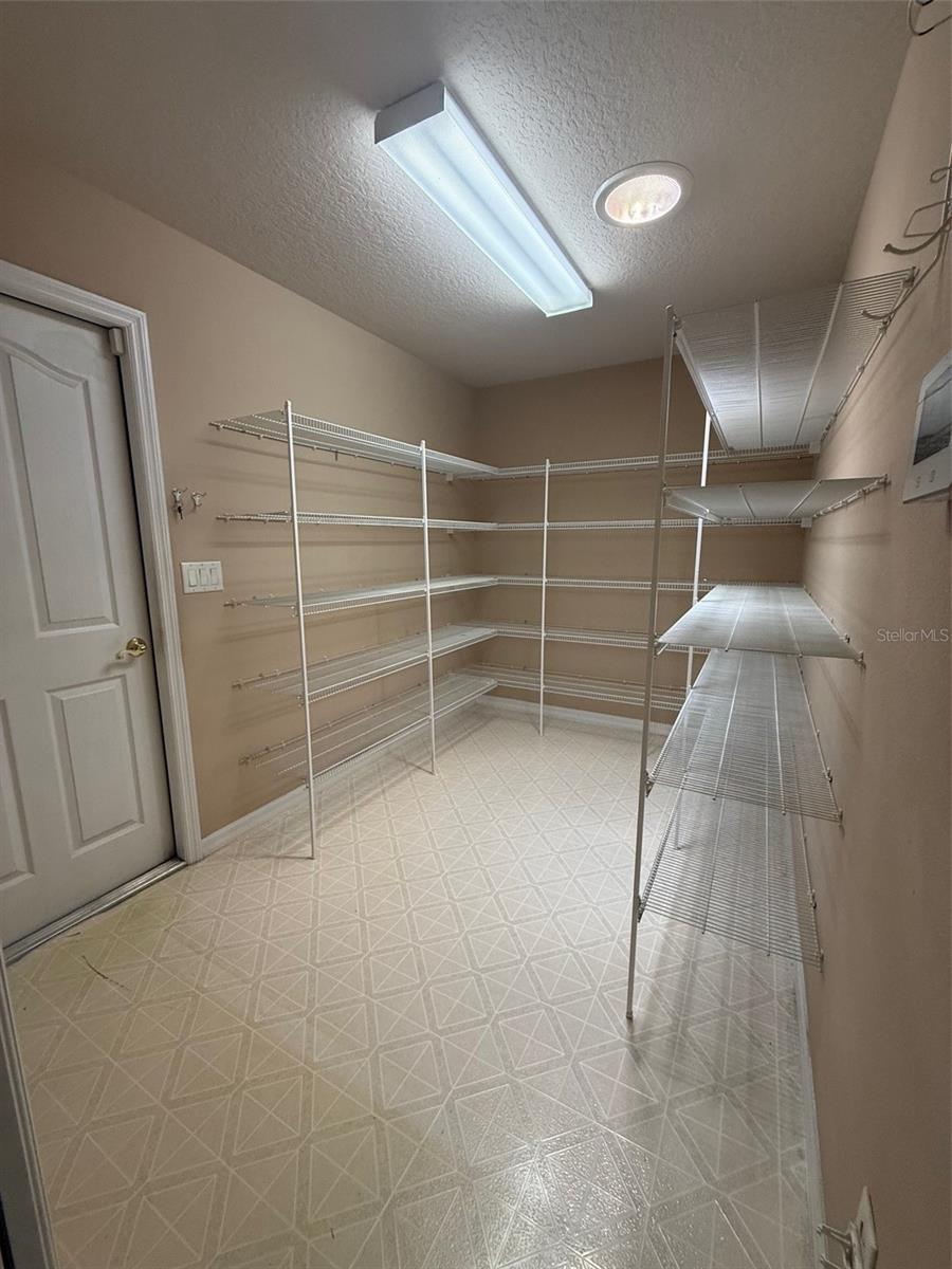 1001 NE 22ND AVE, OCALA, FL, 34470