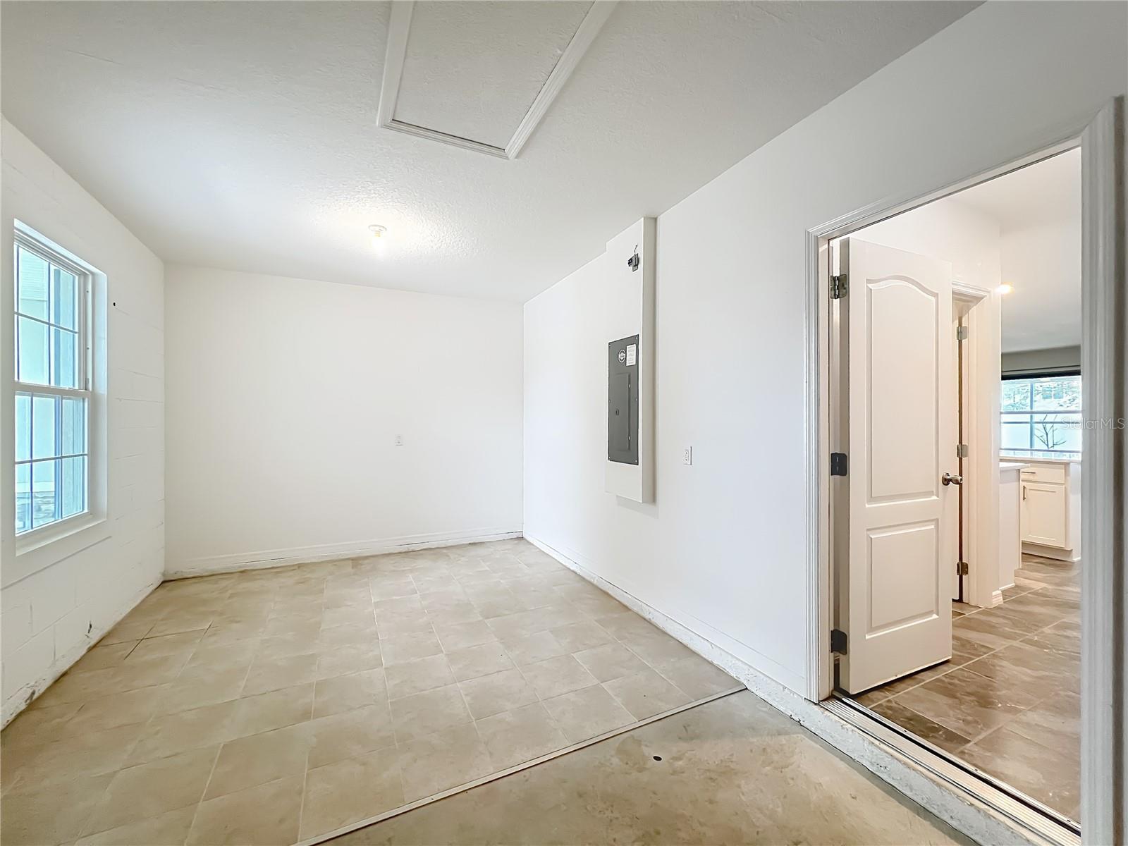 341 LAKE DOE BLVD, APOPKA, FL, 32703