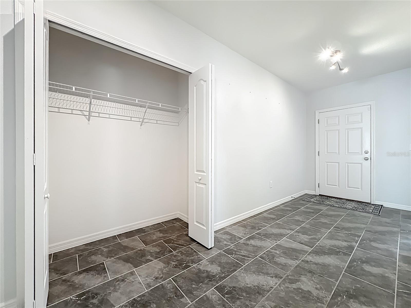 341 LAKE DOE BLVD, APOPKA, FL, 32703