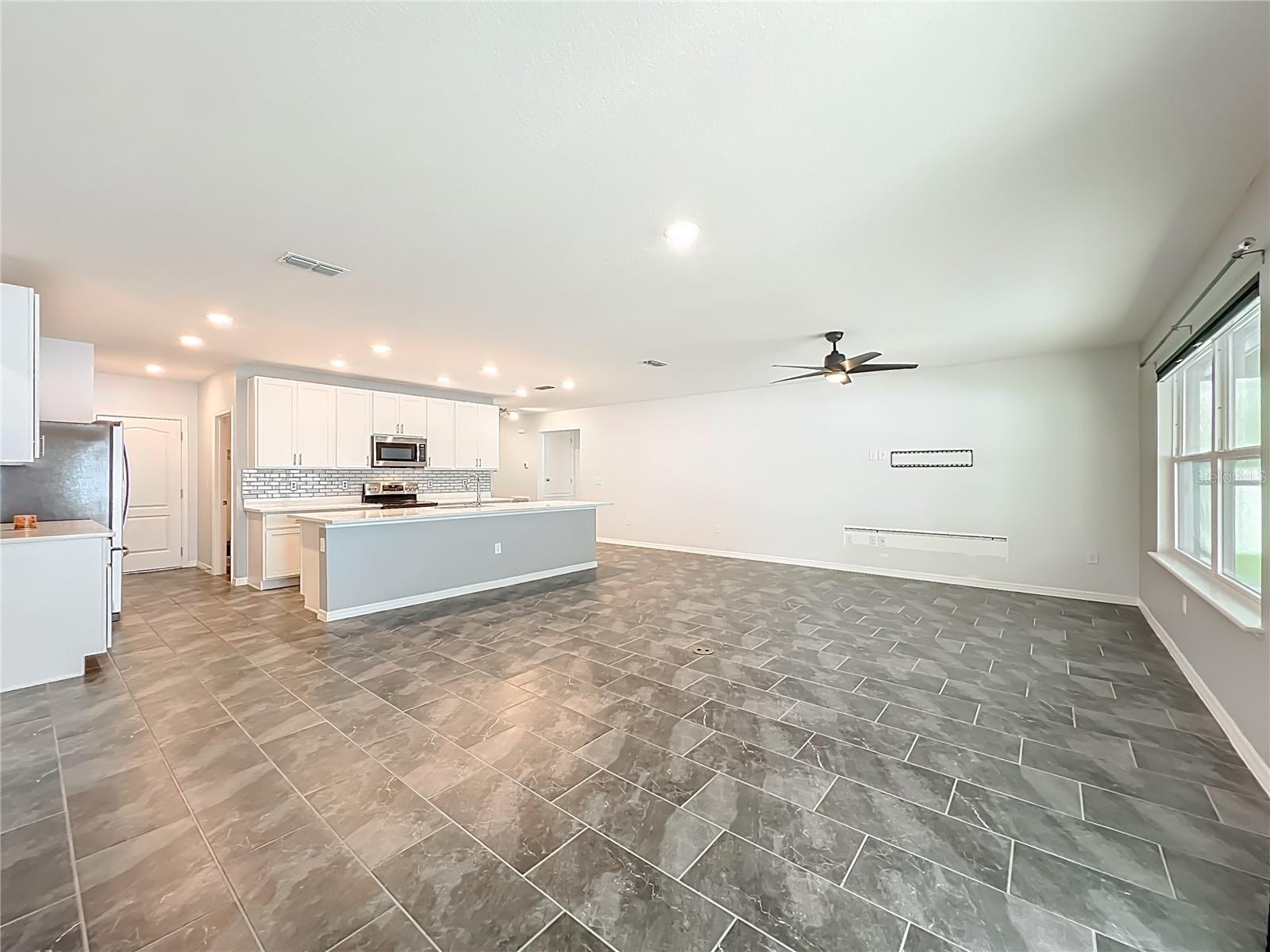 341 LAKE DOE BLVD, APOPKA, FL, 32703