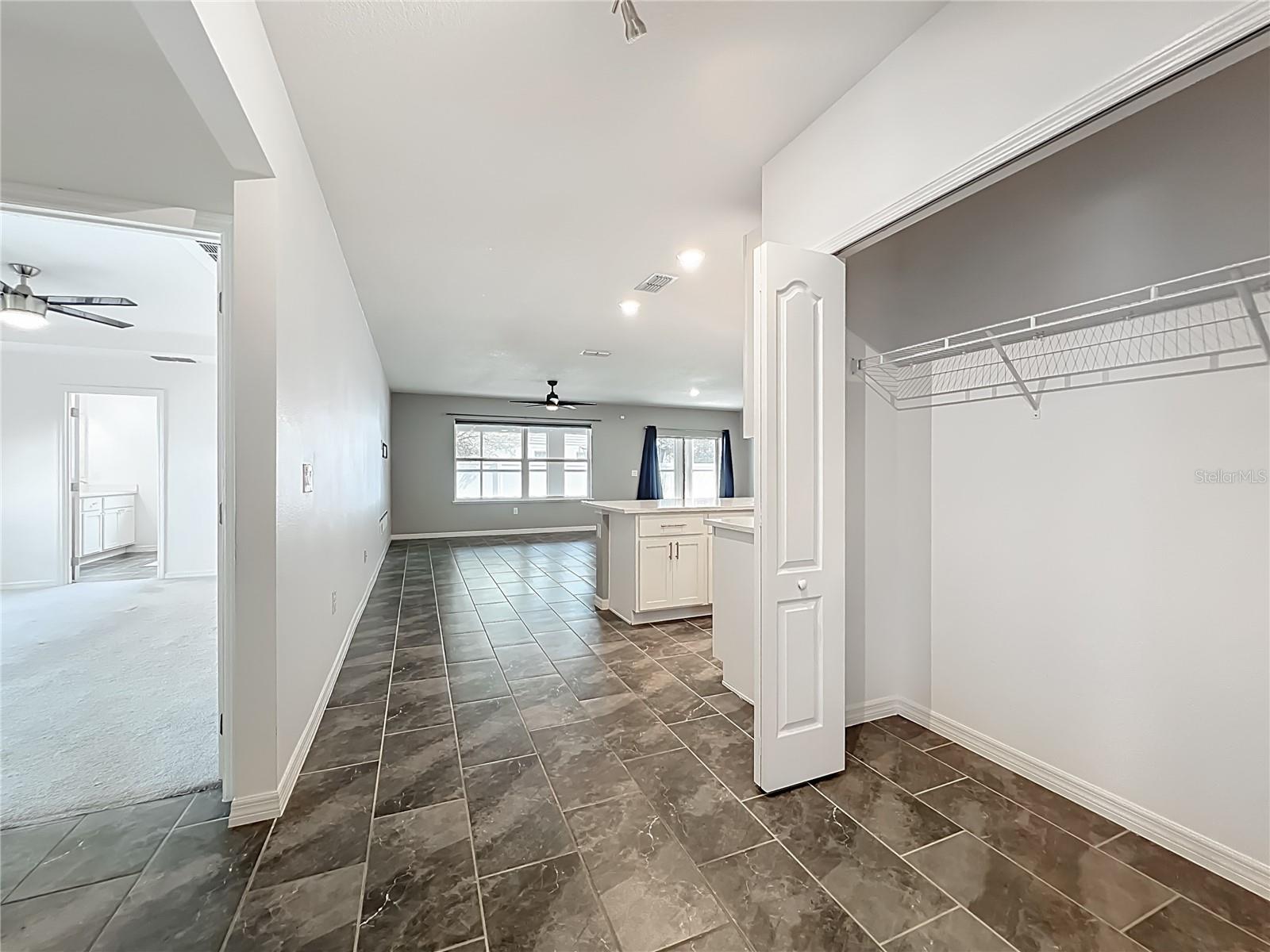 341 LAKE DOE BLVD, APOPKA, FL, 32703