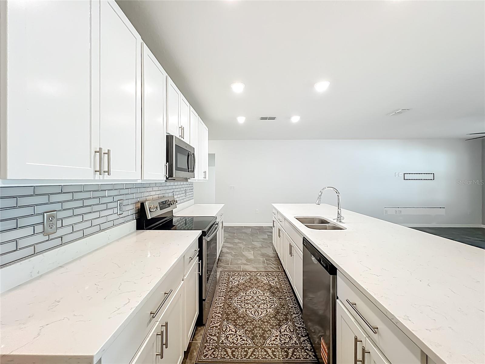 341 LAKE DOE BLVD, APOPKA, FL, 32703