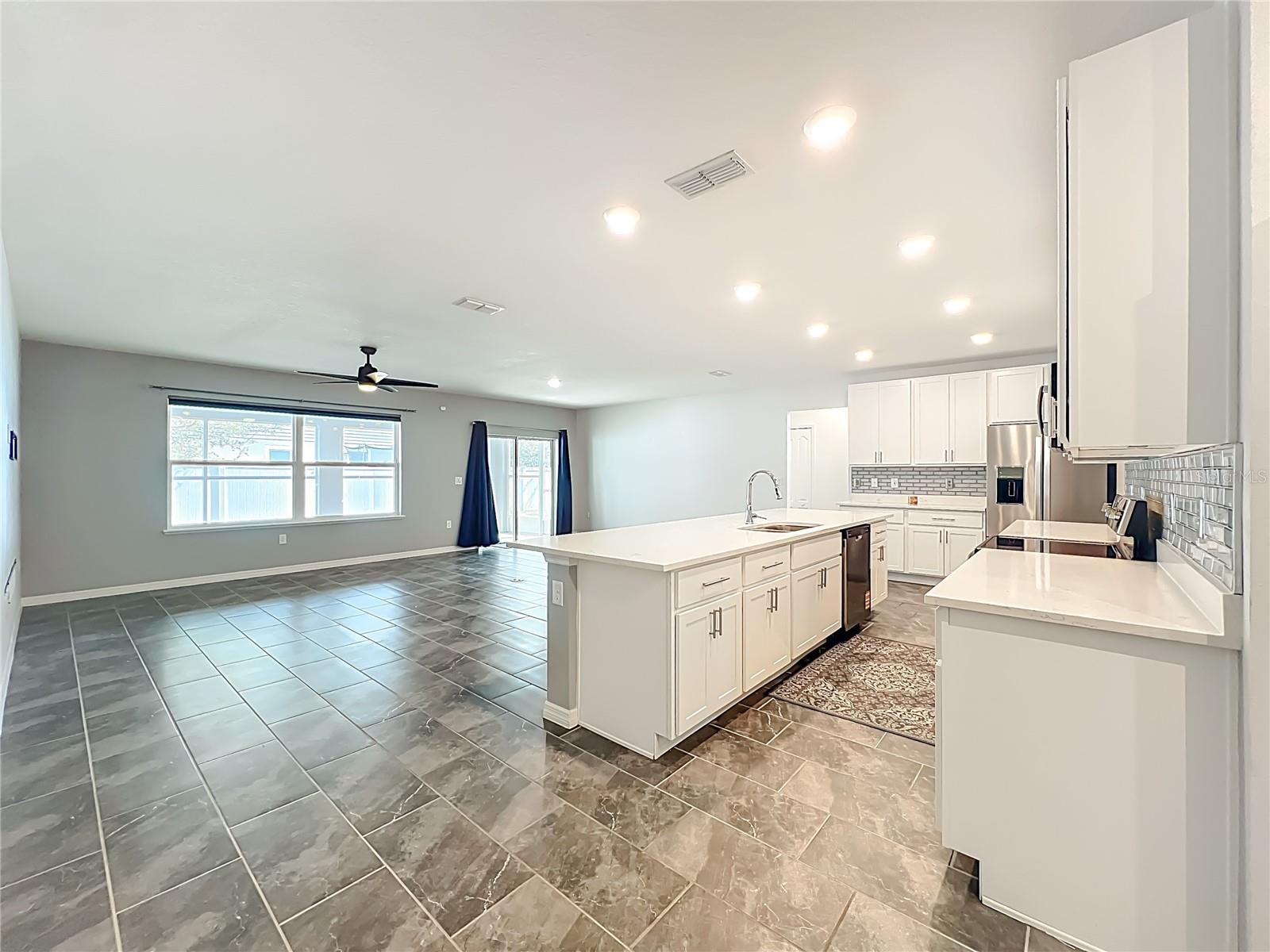 341 LAKE DOE BLVD, APOPKA, FL, 32703