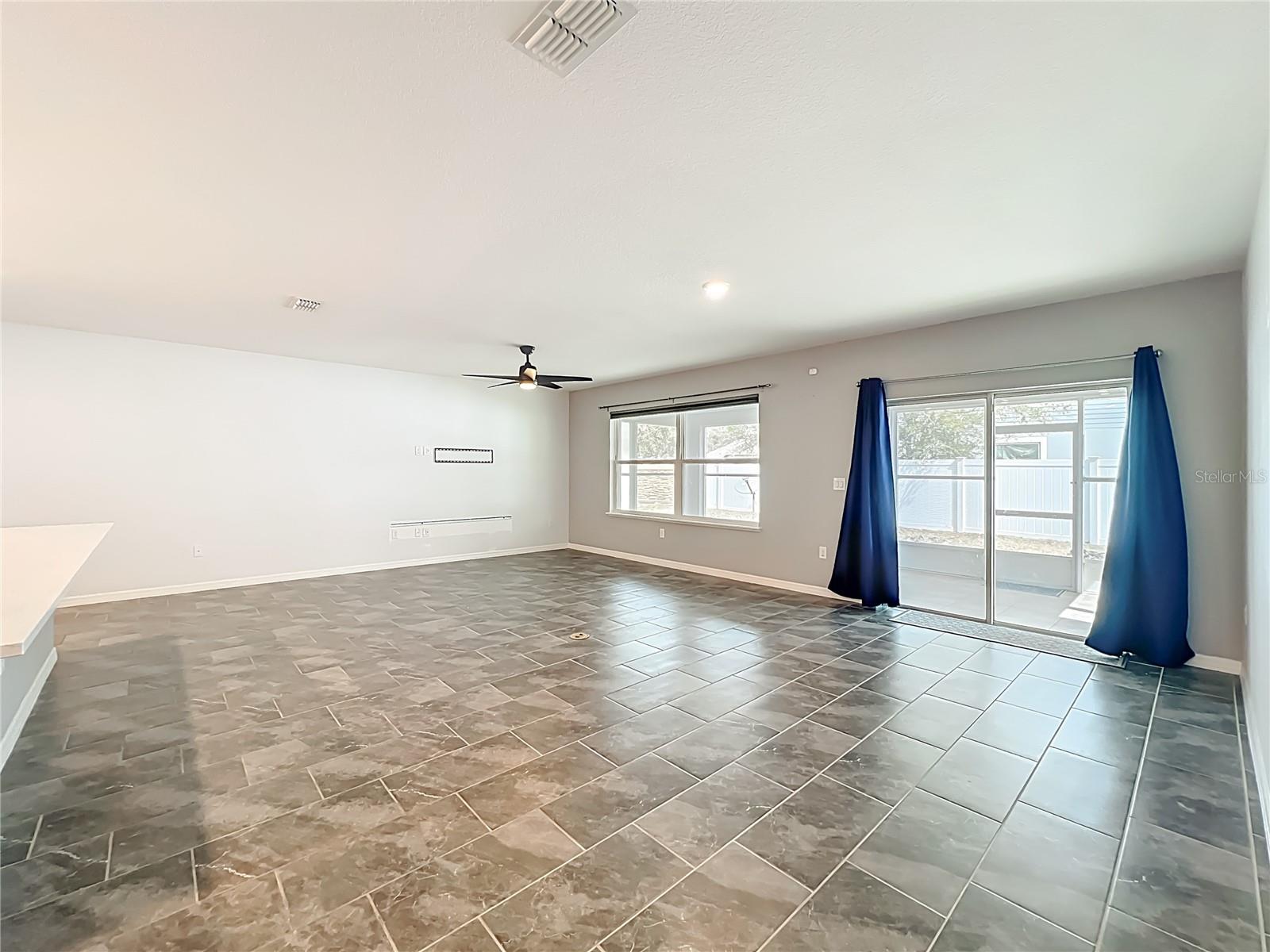 341 LAKE DOE BLVD, APOPKA, FL, 32703