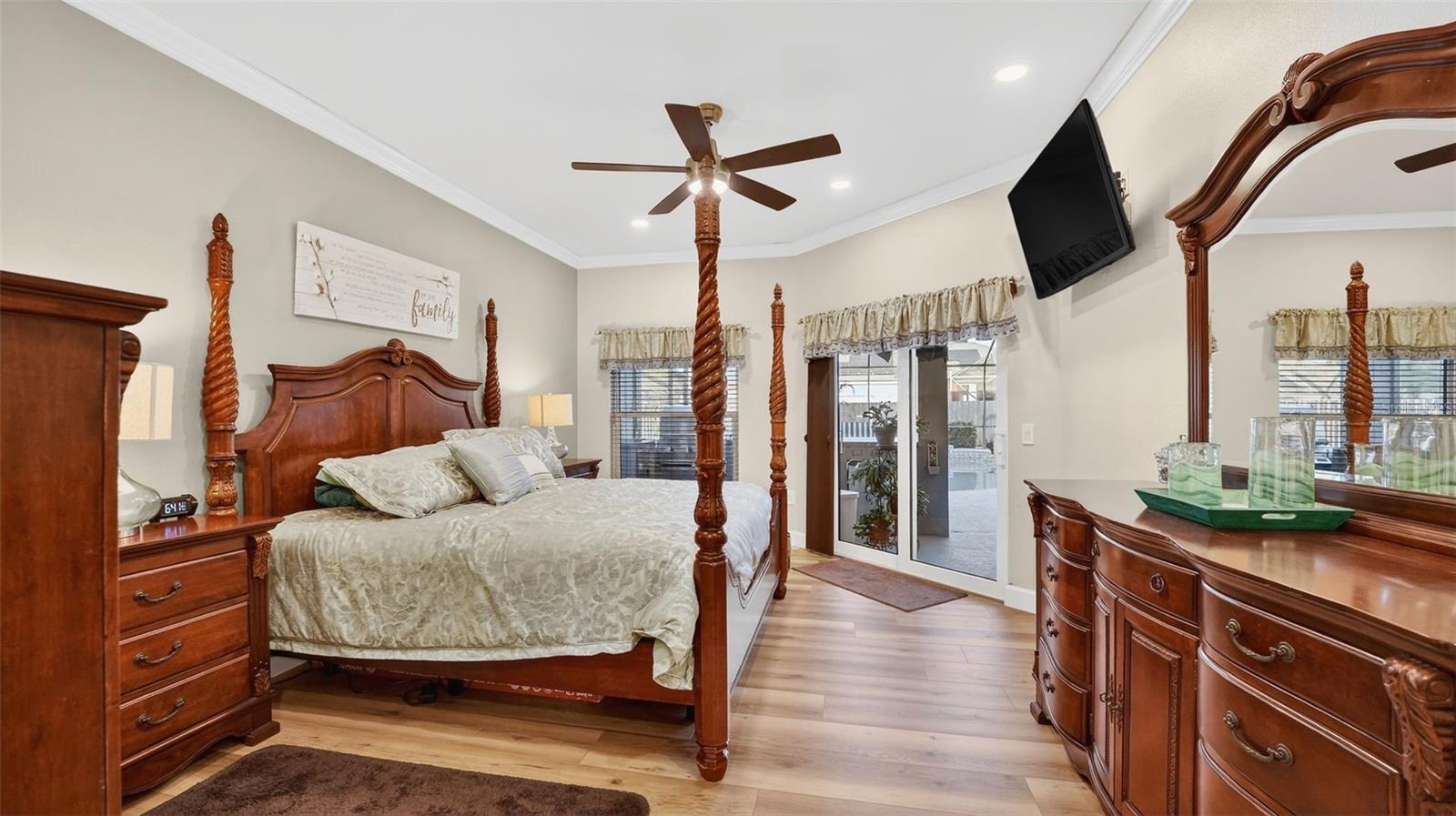 402 STONEHENGE CIR, ROCKLEDGE, FL, 32955