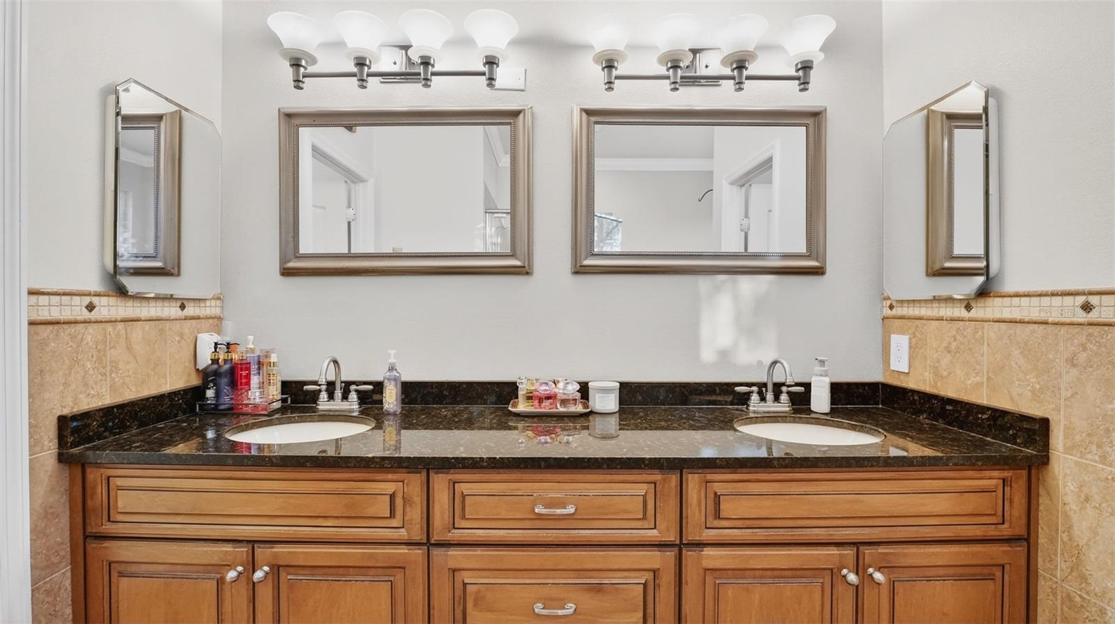 402 STONEHENGE CIR, ROCKLEDGE, FL, 32955