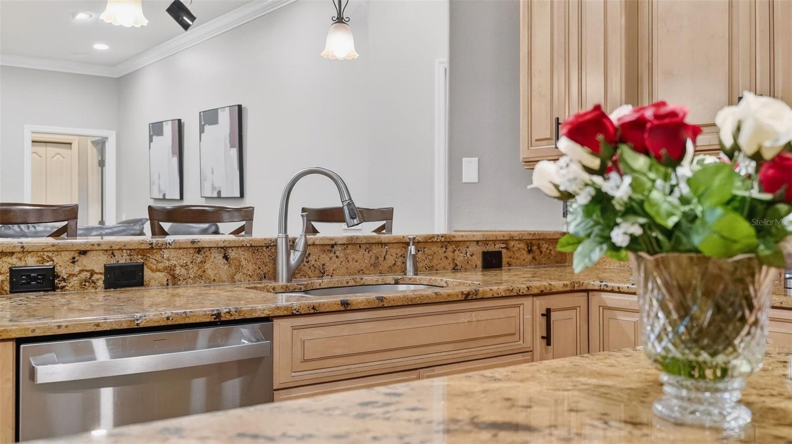 402 STONEHENGE CIR, ROCKLEDGE, FL, 32955