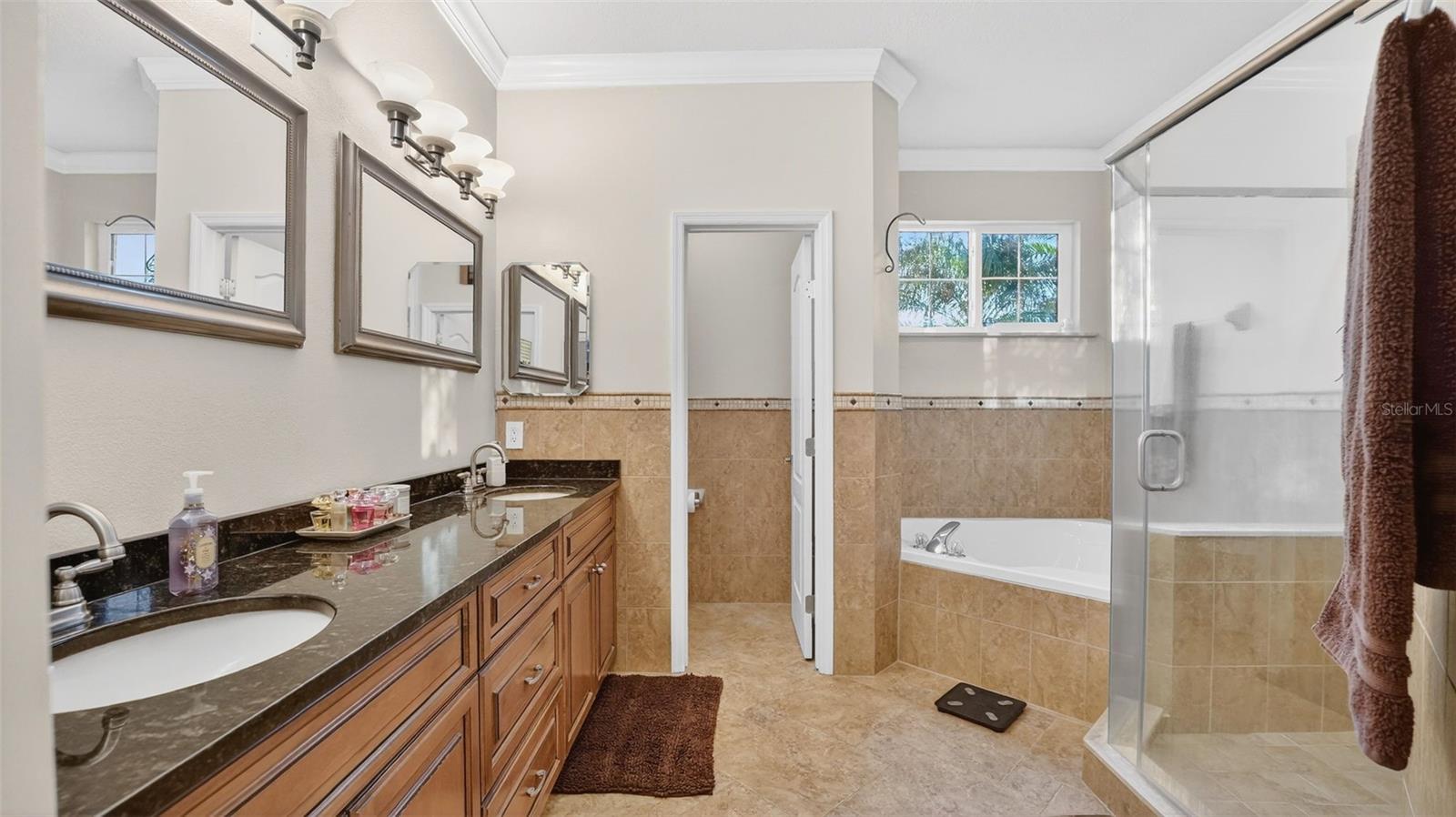 402 STONEHENGE CIR, ROCKLEDGE, FL, 32955