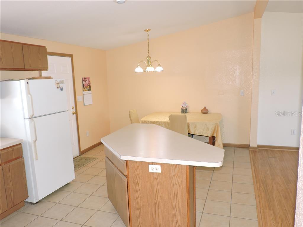 2568 TALL PALM AVE, LAKE WALES, FL, 33898
