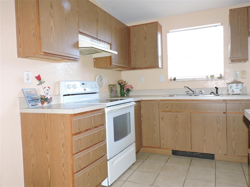 2568 TALL PALM AVE, LAKE WALES, FL, 33898