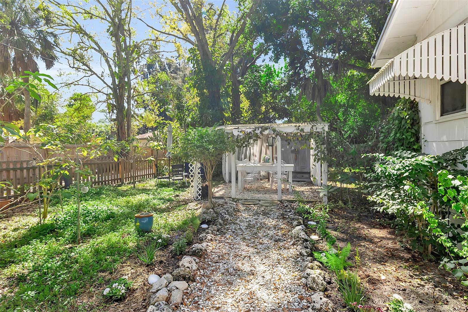 2562 ASHTON RD, SARASOTA, FL, 34231