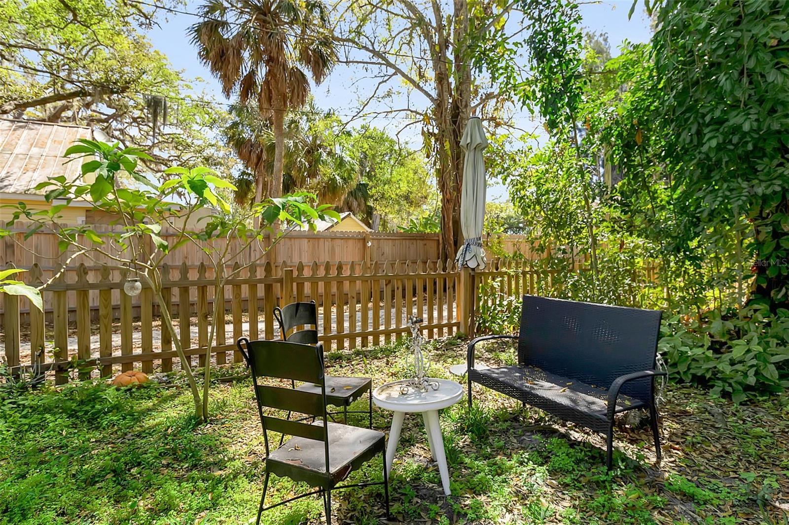 2562 ASHTON RD, SARASOTA, FL, 34231
