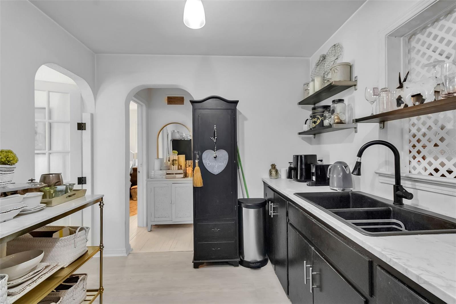 2562 ASHTON RD, SARASOTA, FL, 34231