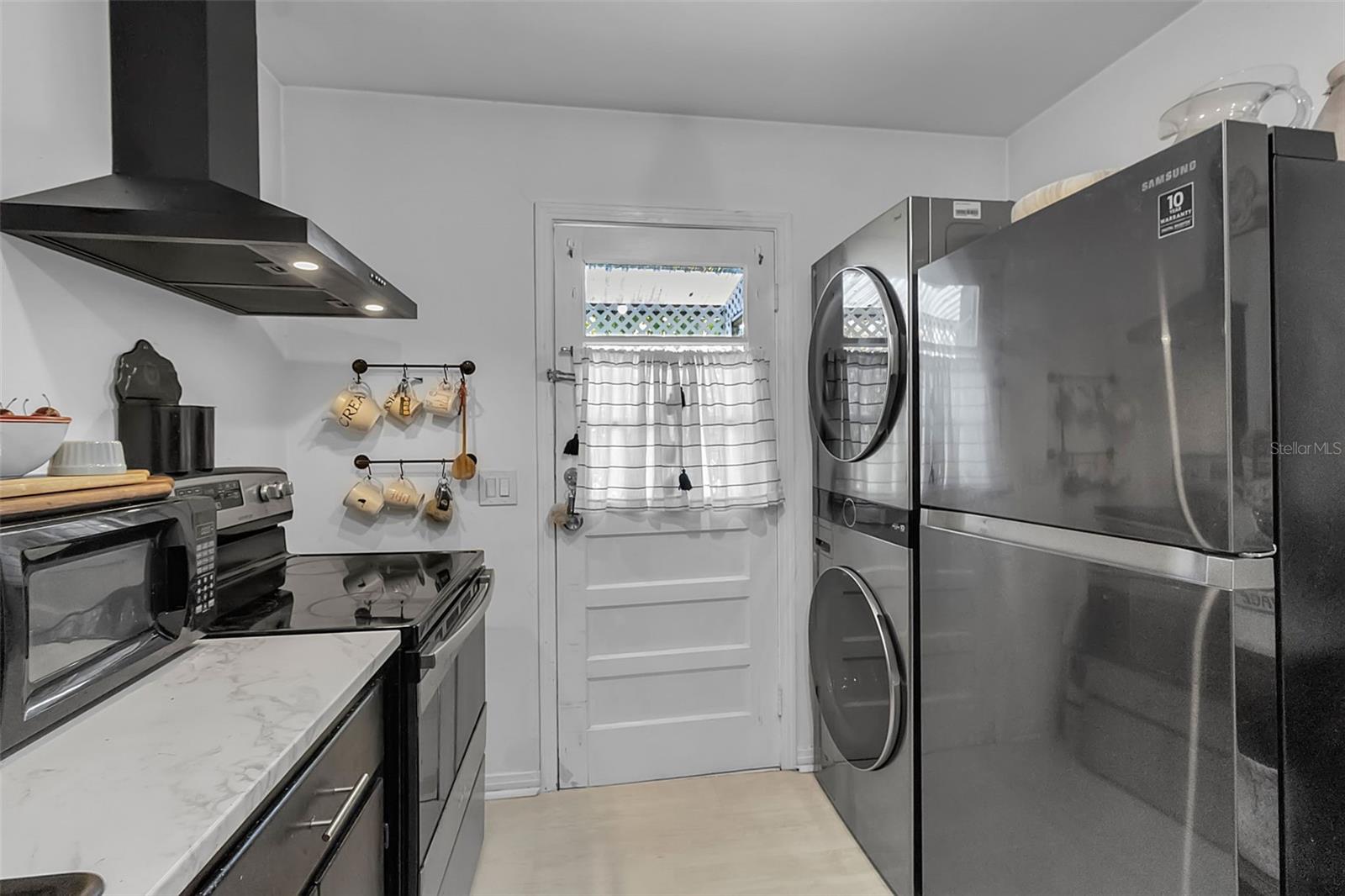 2562 ASHTON RD, SARASOTA, FL, 34231