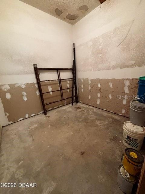 227 W VOORHIS AVE, DELAND, FL, 32720