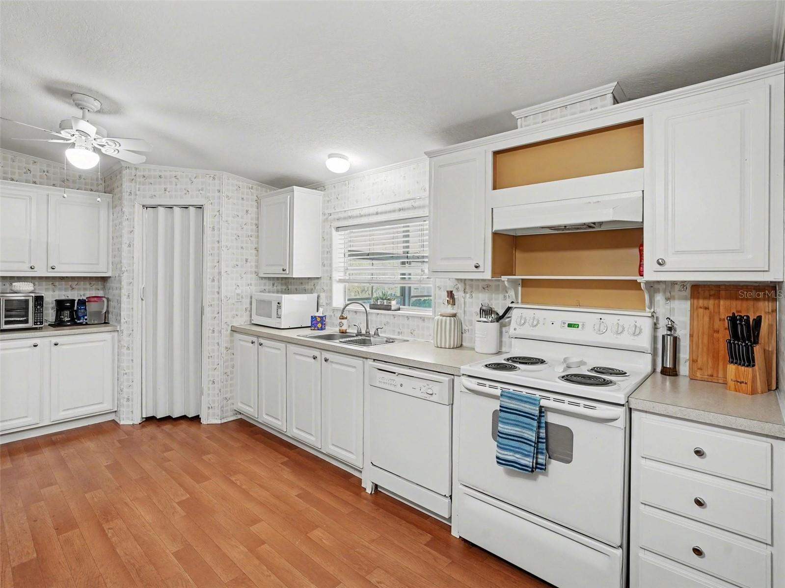 14030 ROYAL FERN WAY, ASTATULA, FL, 34705