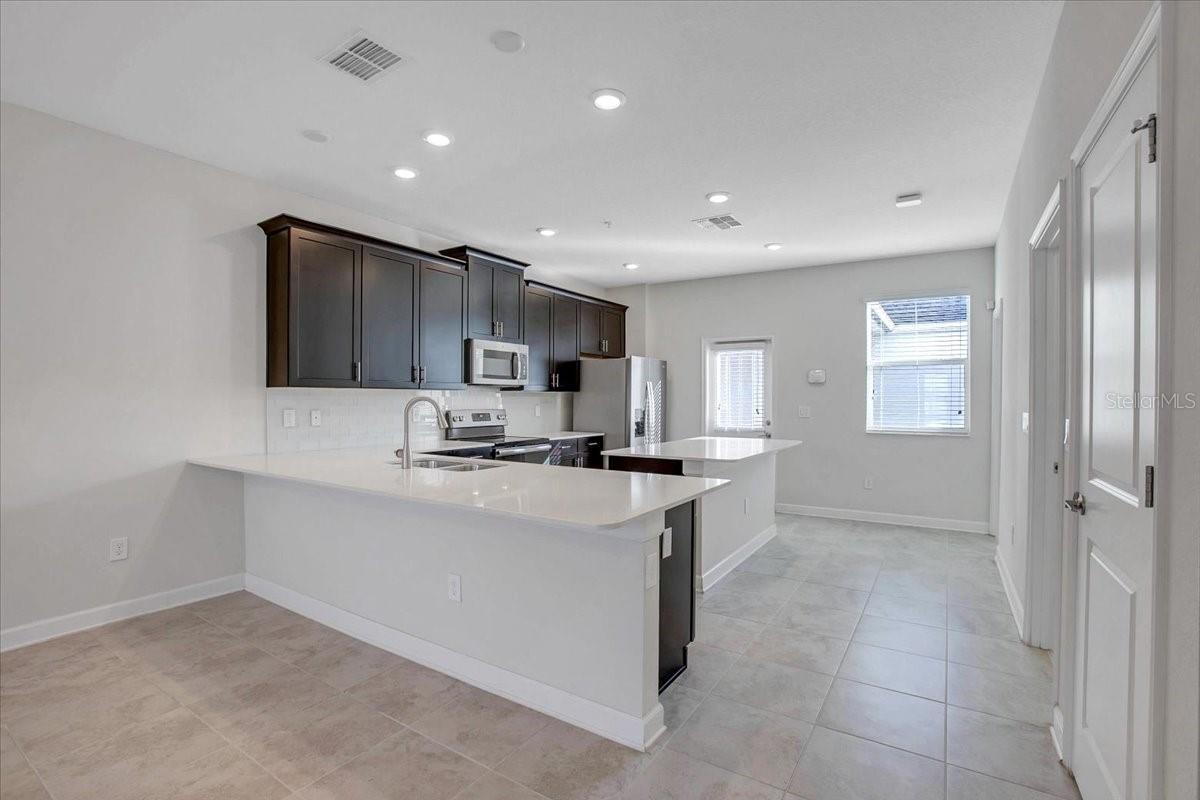 11701 FICTION AVE, ORLANDO, FL, 32832