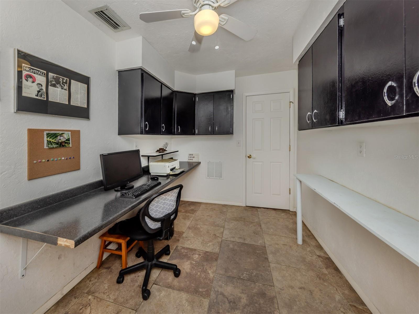 904 S GONDOLA DR, VENICE, FL, 34293