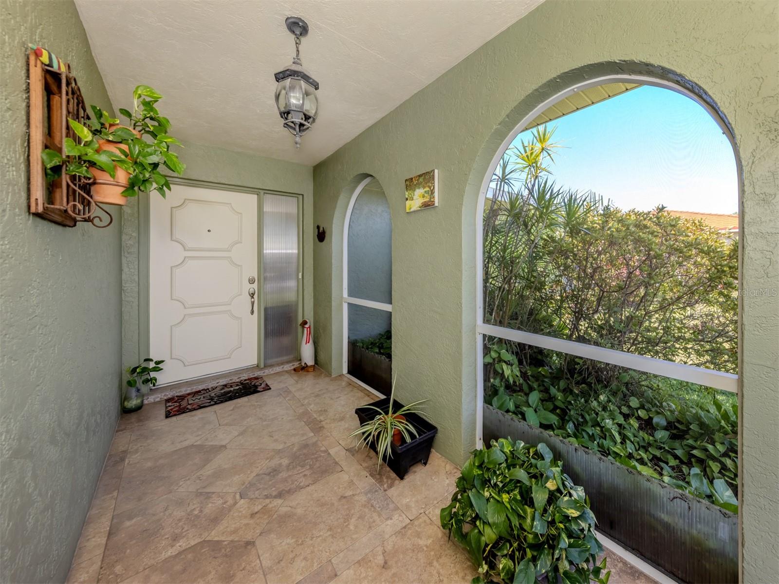 904 S GONDOLA DR, VENICE, FL, 34293
