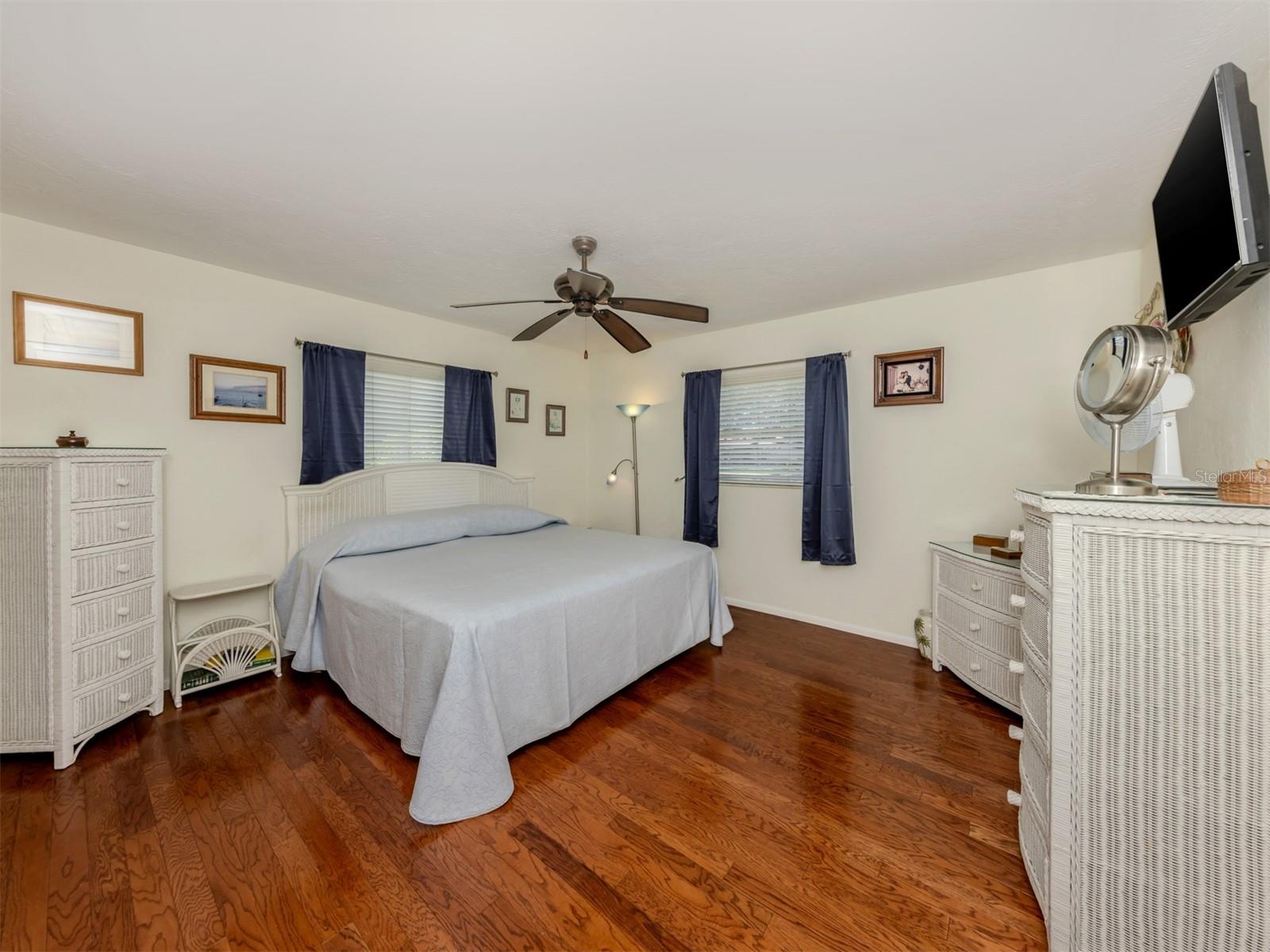 904 S GONDOLA DR, VENICE, FL, 34293