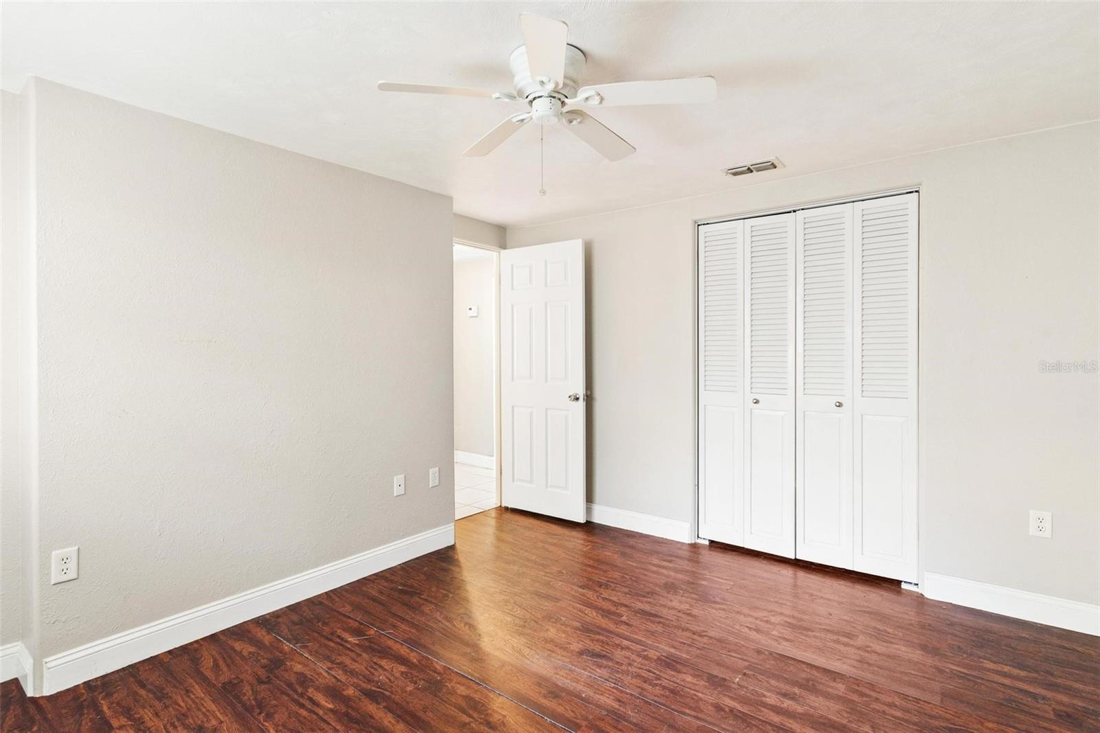 366 BAY RD, MOUNT DORA, FL, 32757